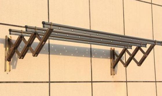 阳台别傻傻的装传统晾衣杆了,聪明人流行用这些,省钱又好用