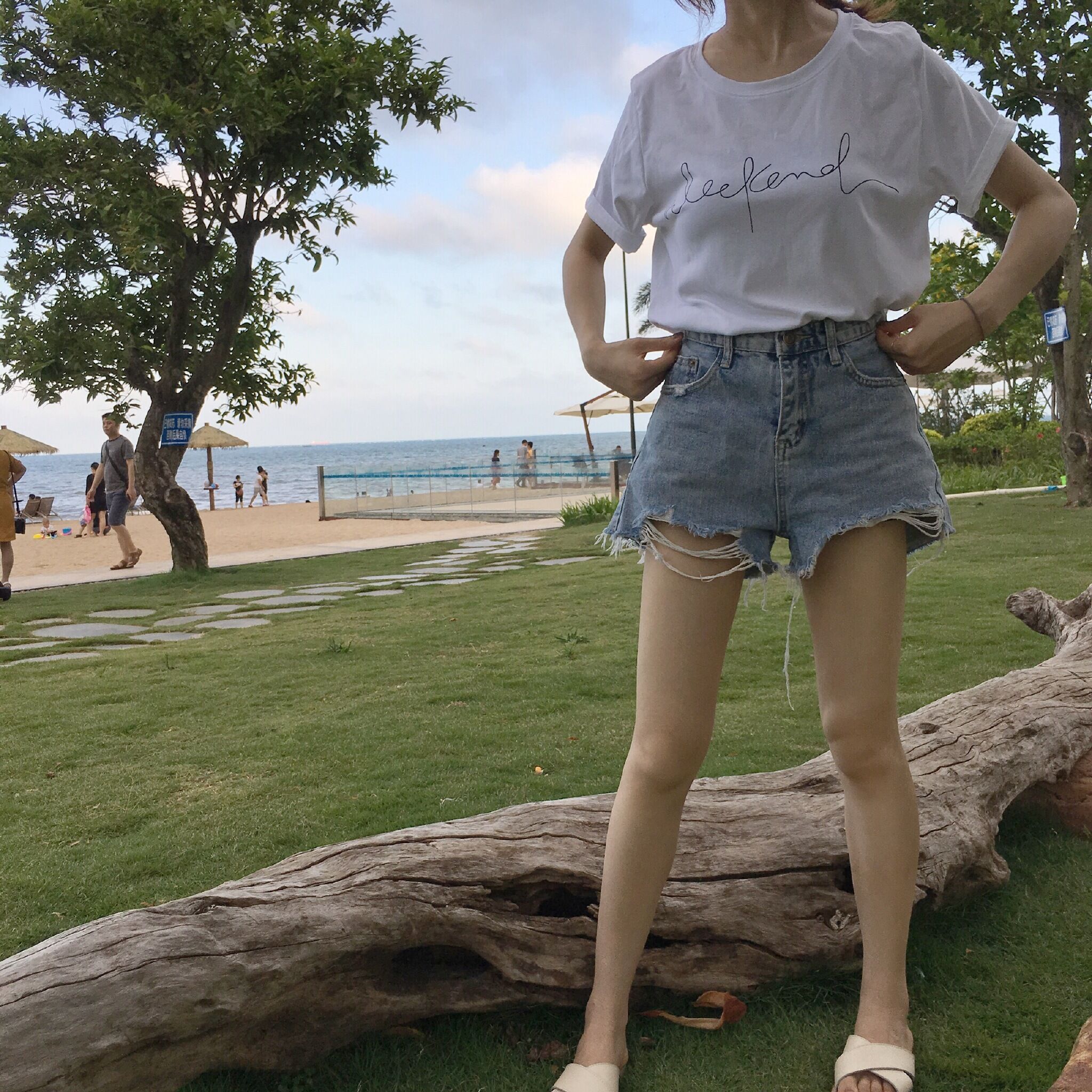 清凉夏天搭配一个好身材才对快找 来完成你铅笔腿的梦想|铅笔|美少女