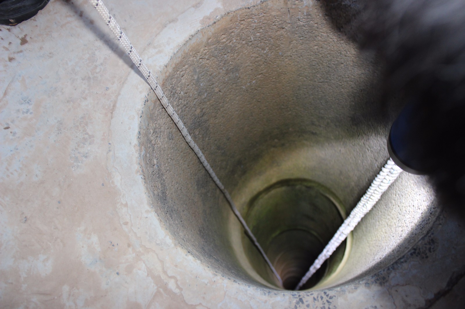 河南新乡 智障少年不慎掉落深水井 延津消防联合多部门营救