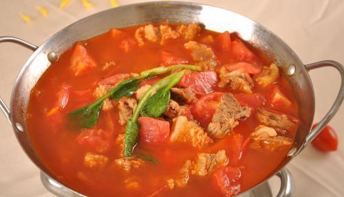 西红柿炖驴肉:比西红柿炖牛腩更鲜,更香,更美味!