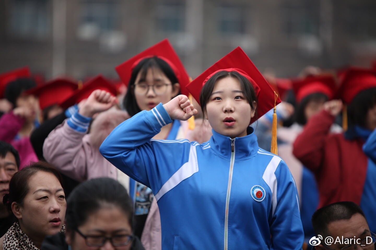成人礼,青春进行时:3月18日,石家庄九中举行成人礼仪式