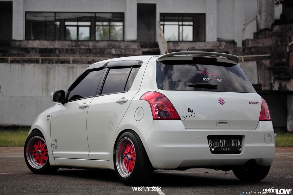 女生也爱改装车铃木雨燕萌改案例