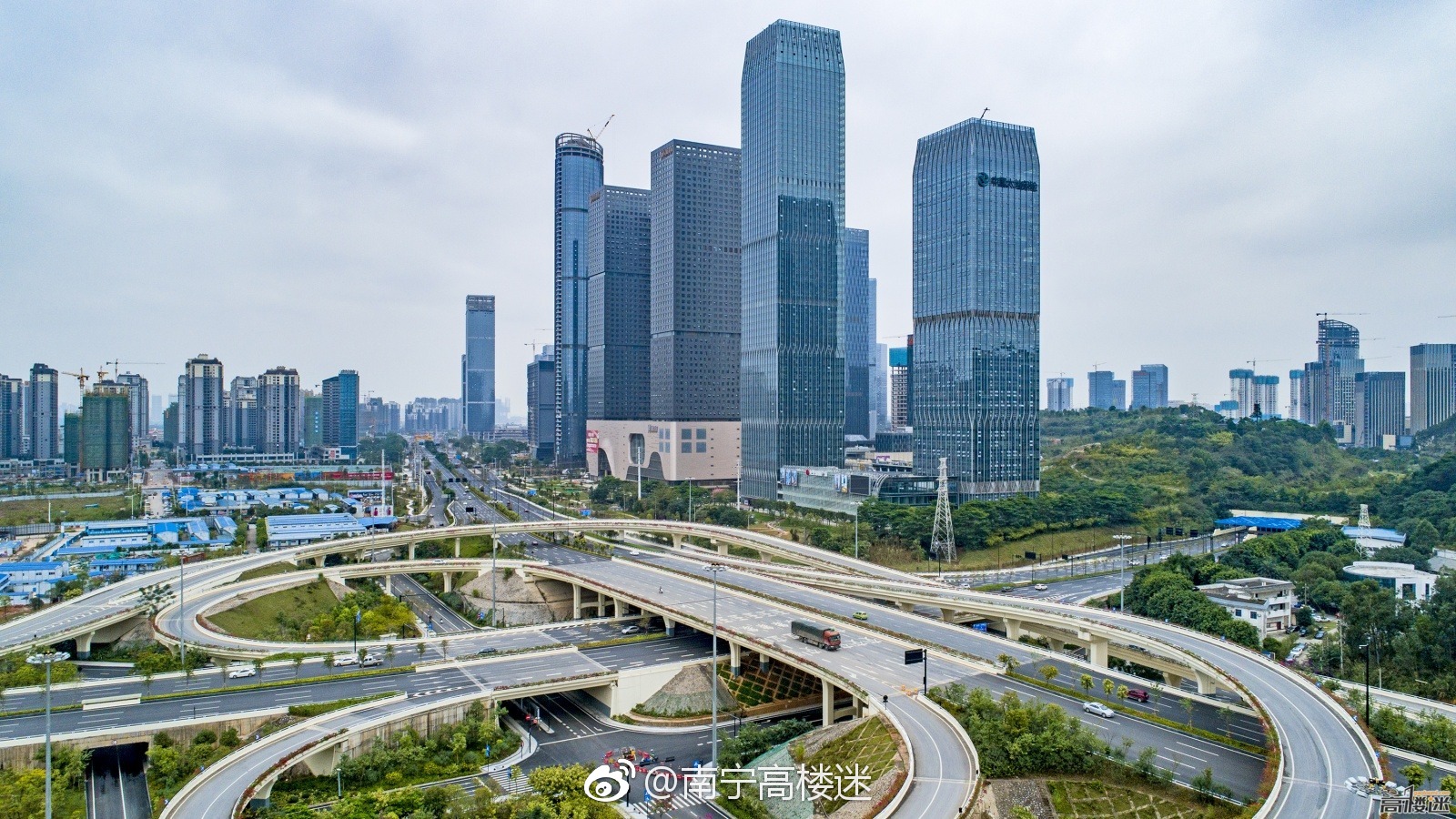 高楼迷网友愚叔五香航拍镜头镜头下新南宁