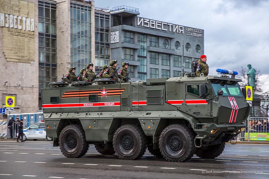 俄罗斯各种装甲车图片