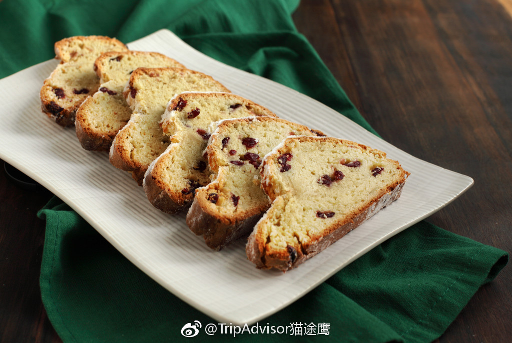 德国除了肘子和啤酒,还有一款stollen面包也非常有代表性