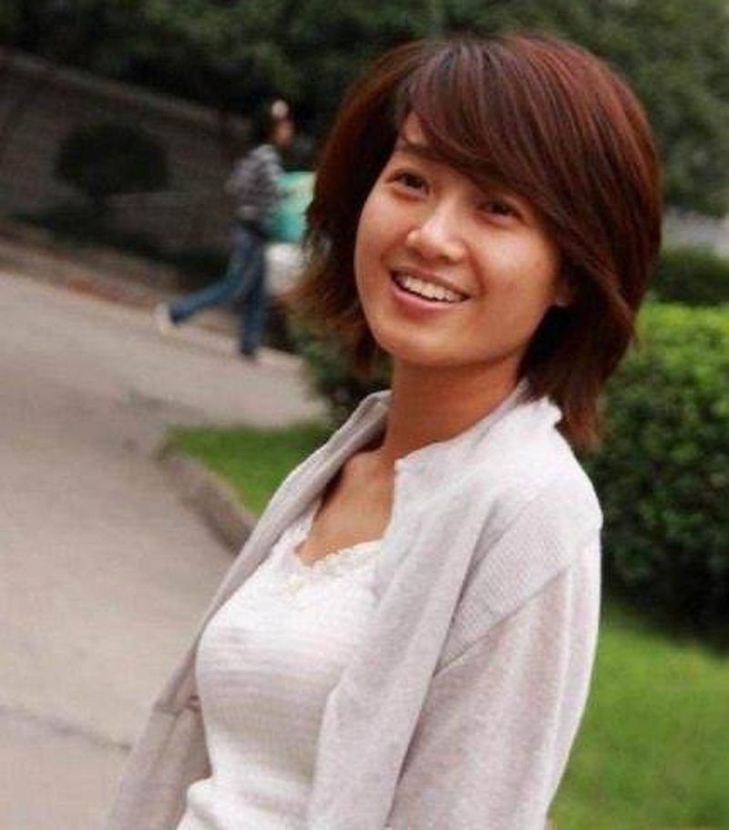 她离婚后越来越美,32岁重遇爱情,如今37岁被老公宠得像公主