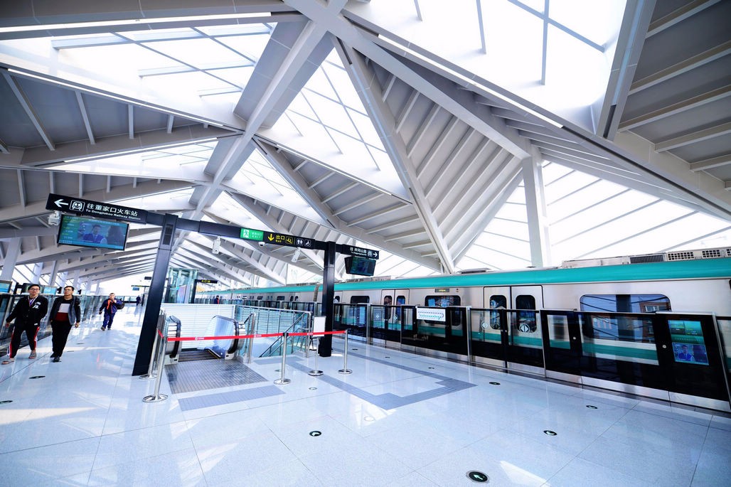 青岛地铁13号线试运行 青岛东西海岸即将进入地铁时代