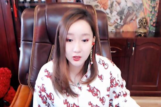 刘大美人要退出娱加签中国蓝 将把外站美女徒弟卖给yy官方