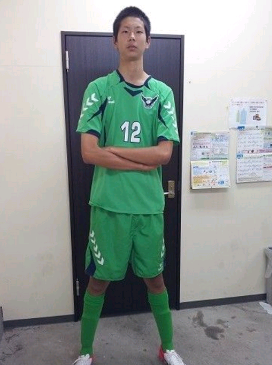 j联赛第一高人曾获赞日本伊布,如今基本无球可踢|j联赛|杨昌鹏|伊布