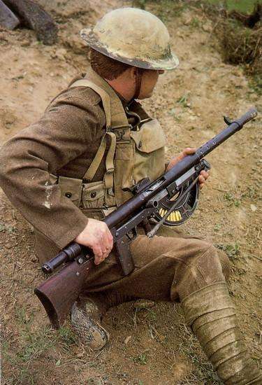 一战中最不受待见的武器产于法国美国大兵因为它差点闹兵变