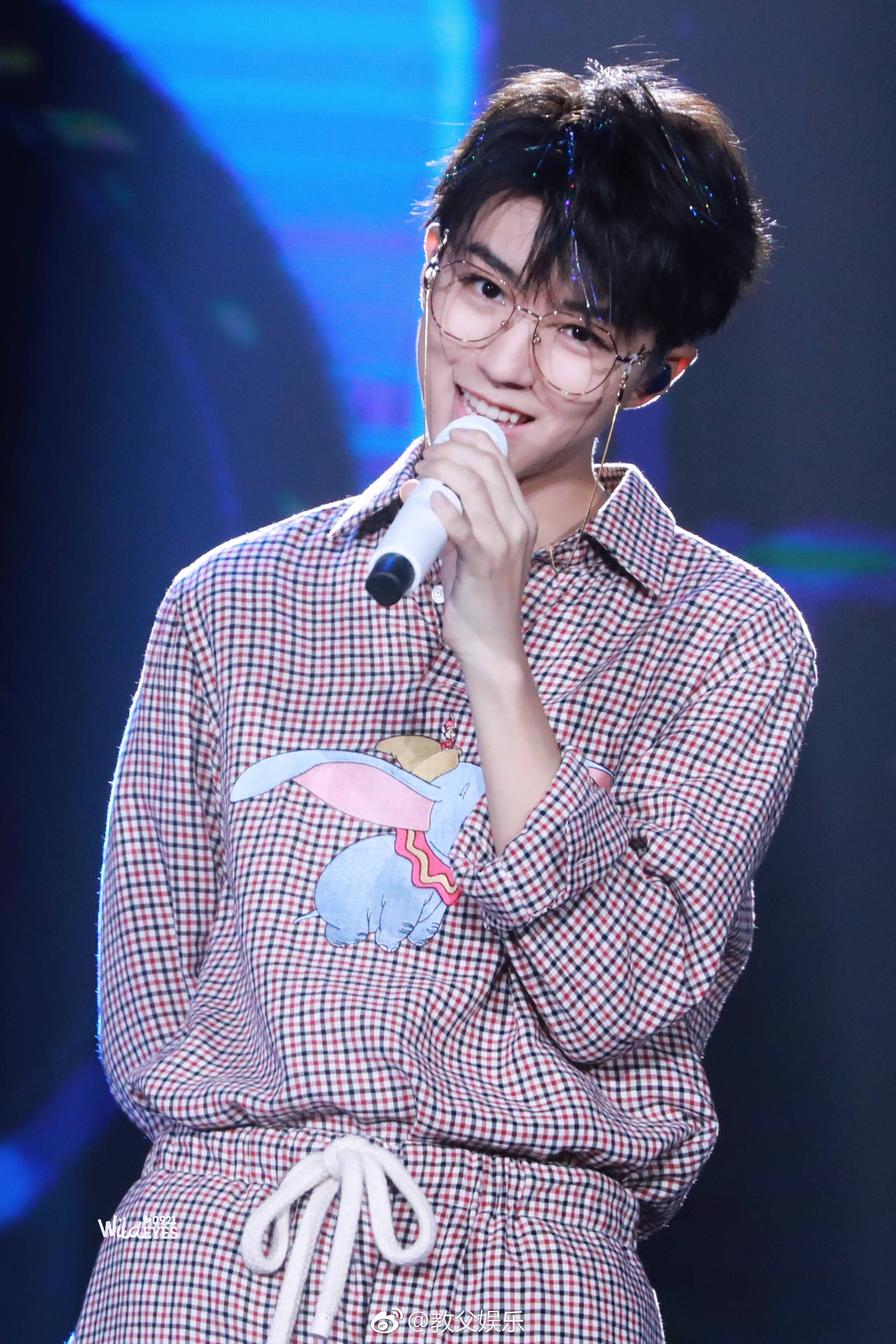 如果说十八岁的王俊凯是介于少年与男人之间的气质