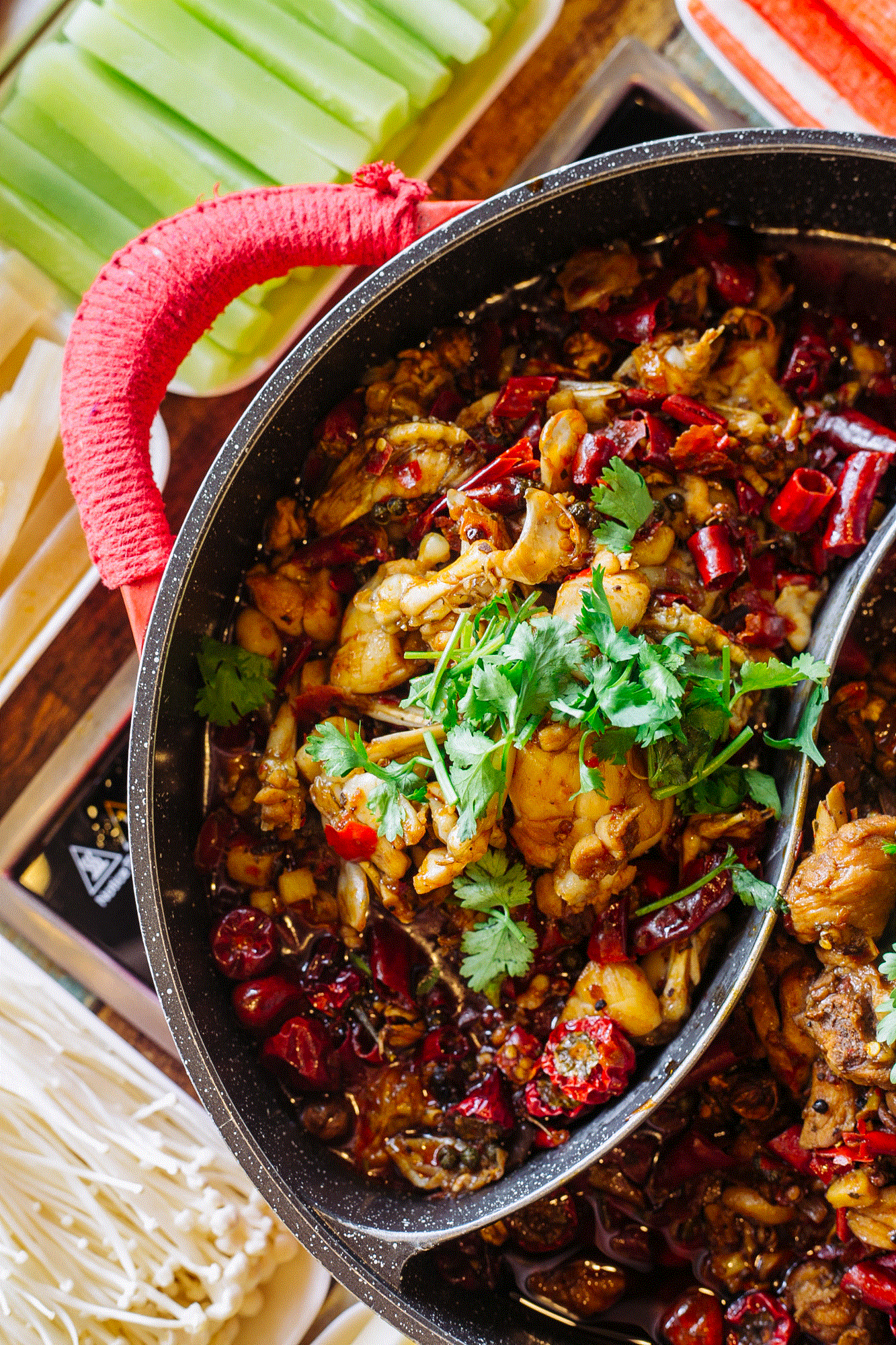 沧州吃货的小伙伴,指名道姓要我请吃这家火锅鸡