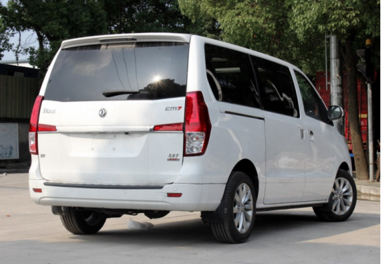 东风这车要火了!大7座不输别克gl8,配侧滑门和双天窗不足13万