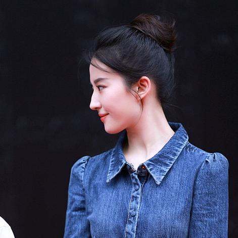 刘亦菲瘦身成功首度亮相,脸颊消瘦网友直呼:这才是神仙姐姐!