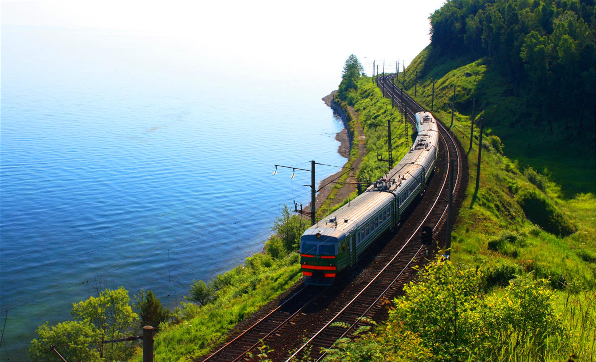 贝加尔湖旅游攻略:传说中西伯利亚的眼泪,一次不留遗憾的旅行!