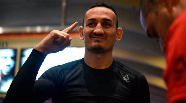 ufc冠军麦克斯·霍洛威表示自己不担心身体问题即将回归赛场