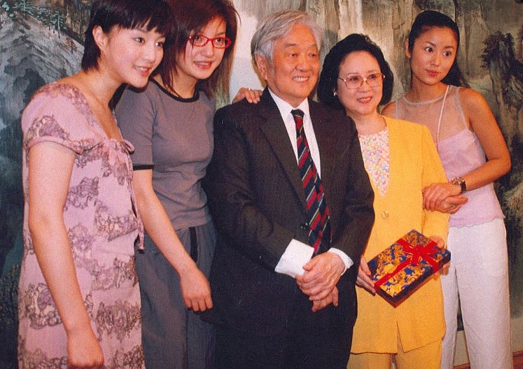 琼瑶丈夫平鑫涛患上重病琼瑶却希望丈夫安乐死