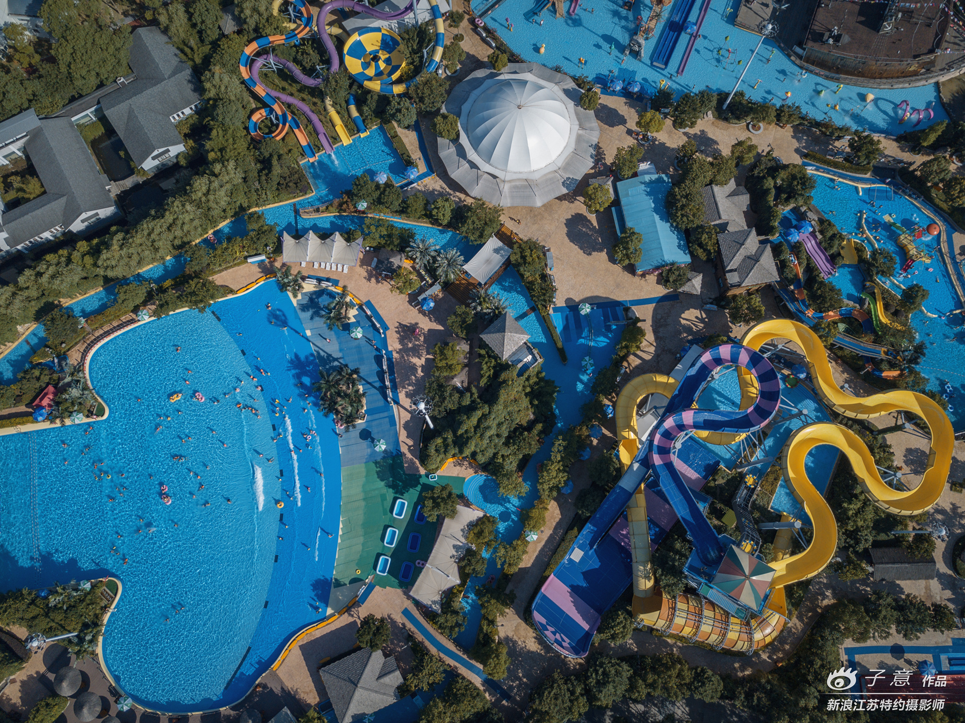 感受阵阵浪涛带来的清凉,在常州天目湖水世界