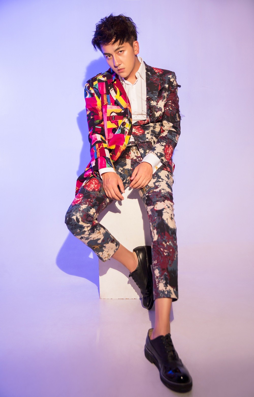 康磊"繁花似锦"写真曝光