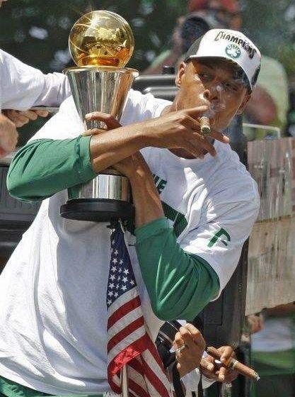 十大巨星抽烟什么样科比霸气乔丹王者风范杜兰特最接地气