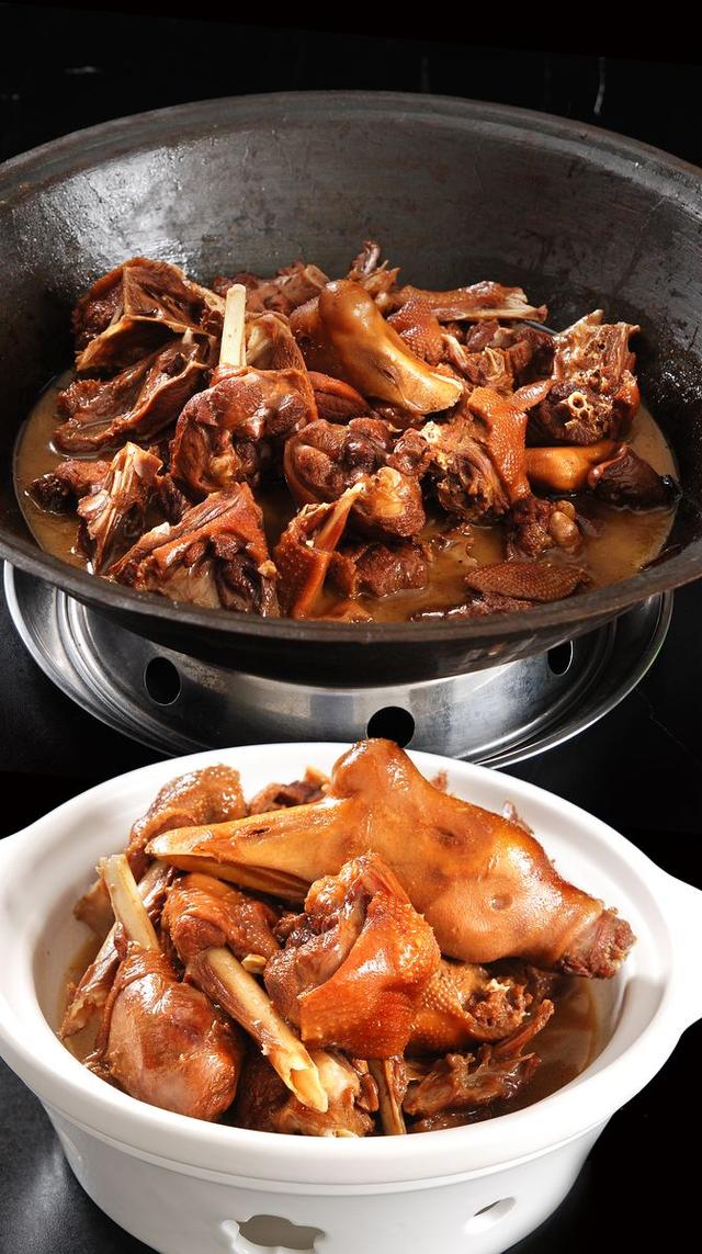 秘制配方,4款不同味型的配方铁锅鹅制作方法!
