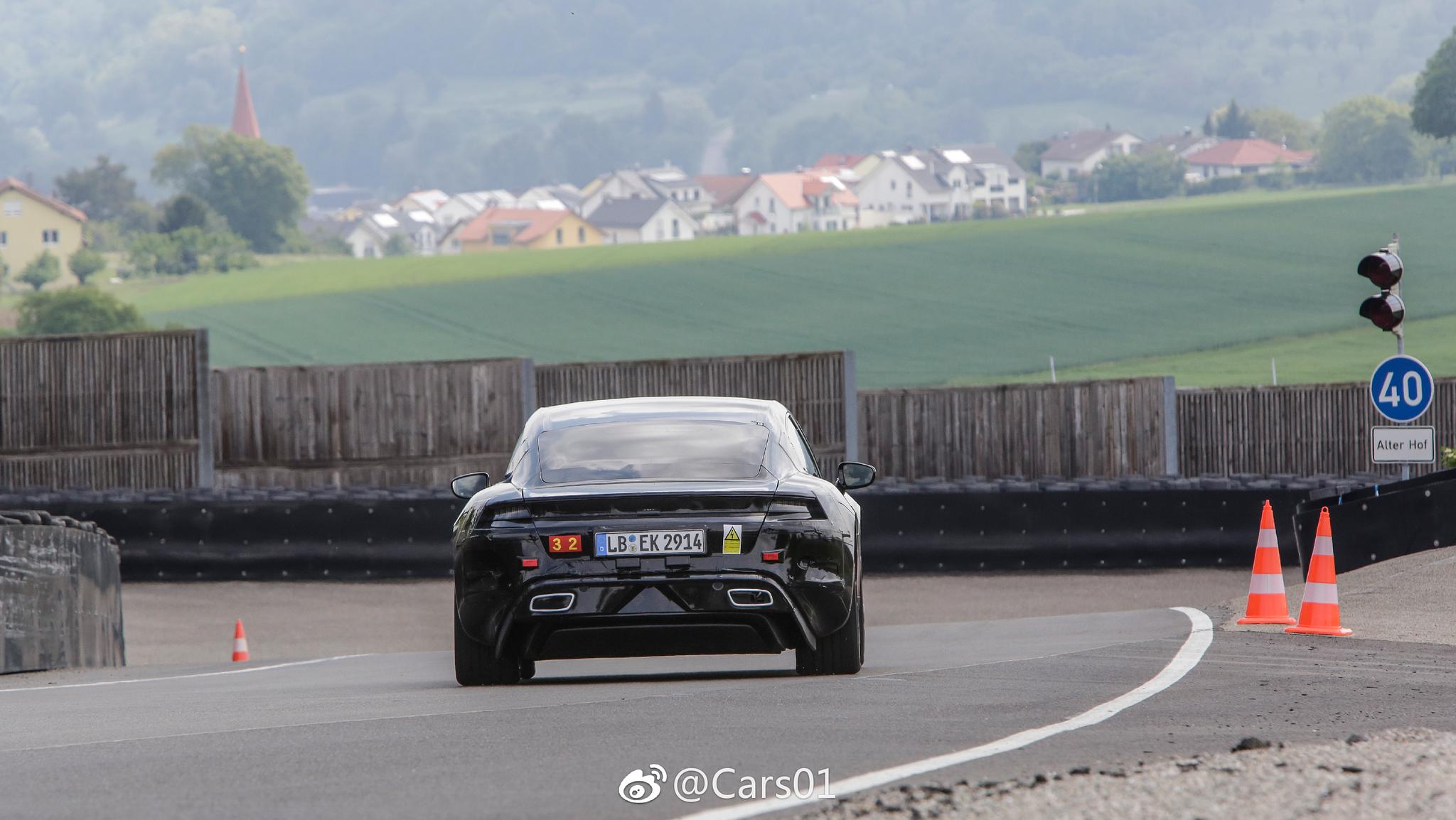 韦伯机长开电动保时捷_新浪看点