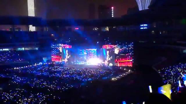 五月天长沙演唱会贺龙体育馆