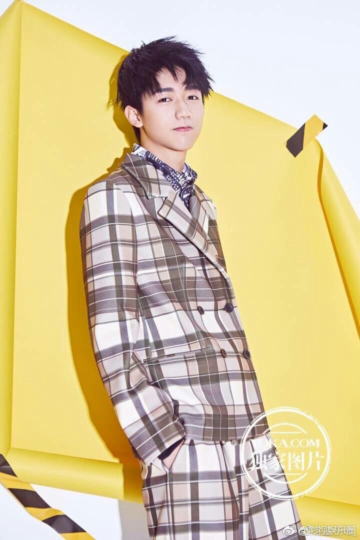 孟子坤:中国内地流行乐男歌手,2017年