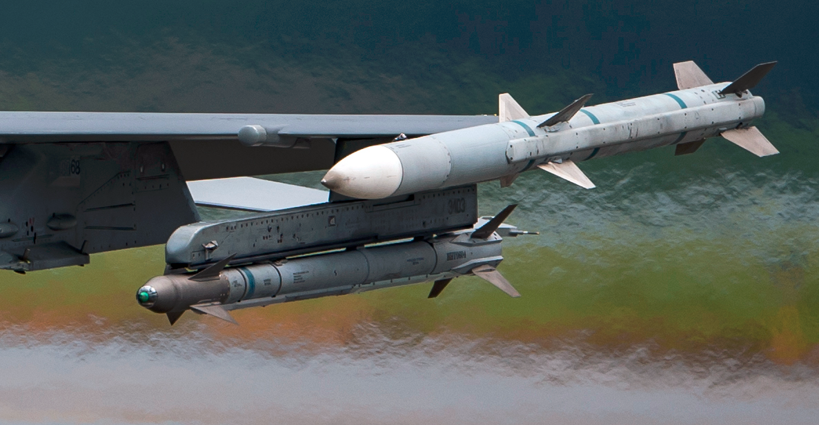 四型空空导弹混搭使用 最强f16机队也学会过日子了