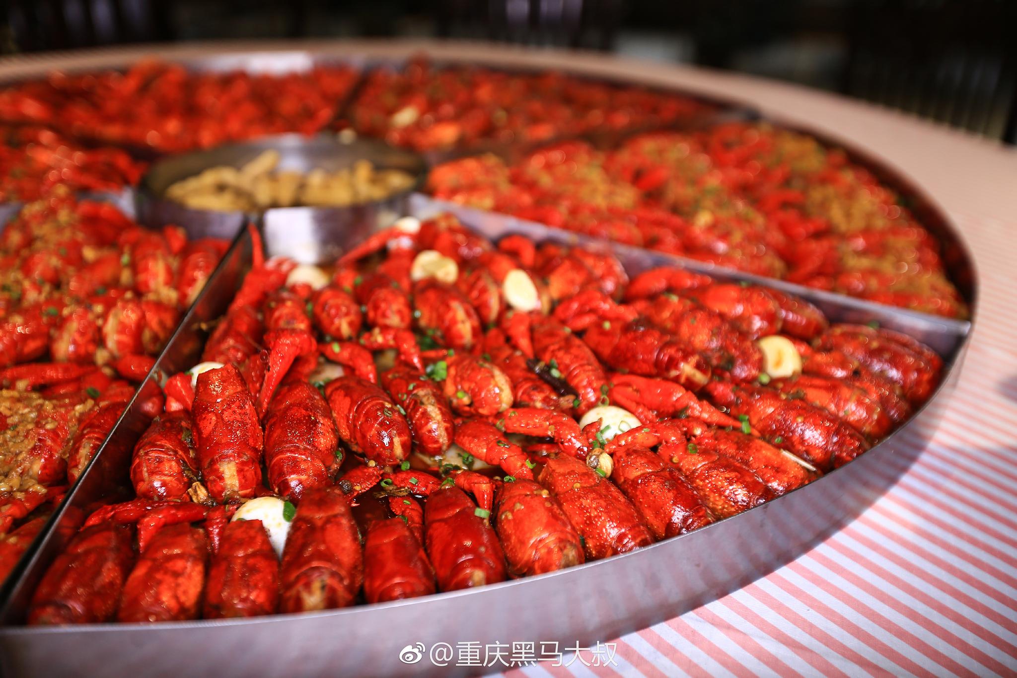 爱啤酒爱抖音,小龙虾有滋有味这一家