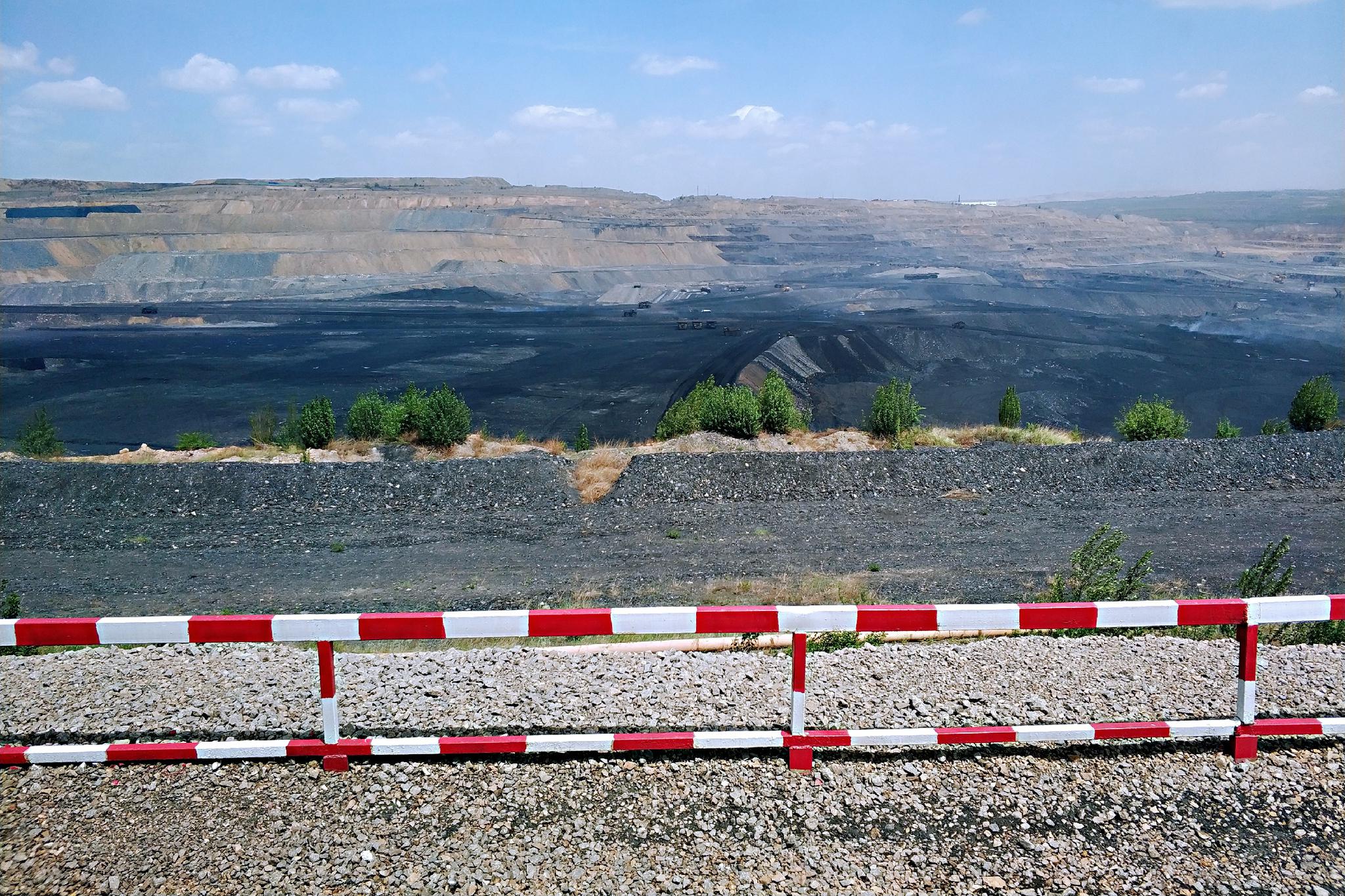 中煤平朔露天煤矿|安家岭|露天|生产区_新浪新闻