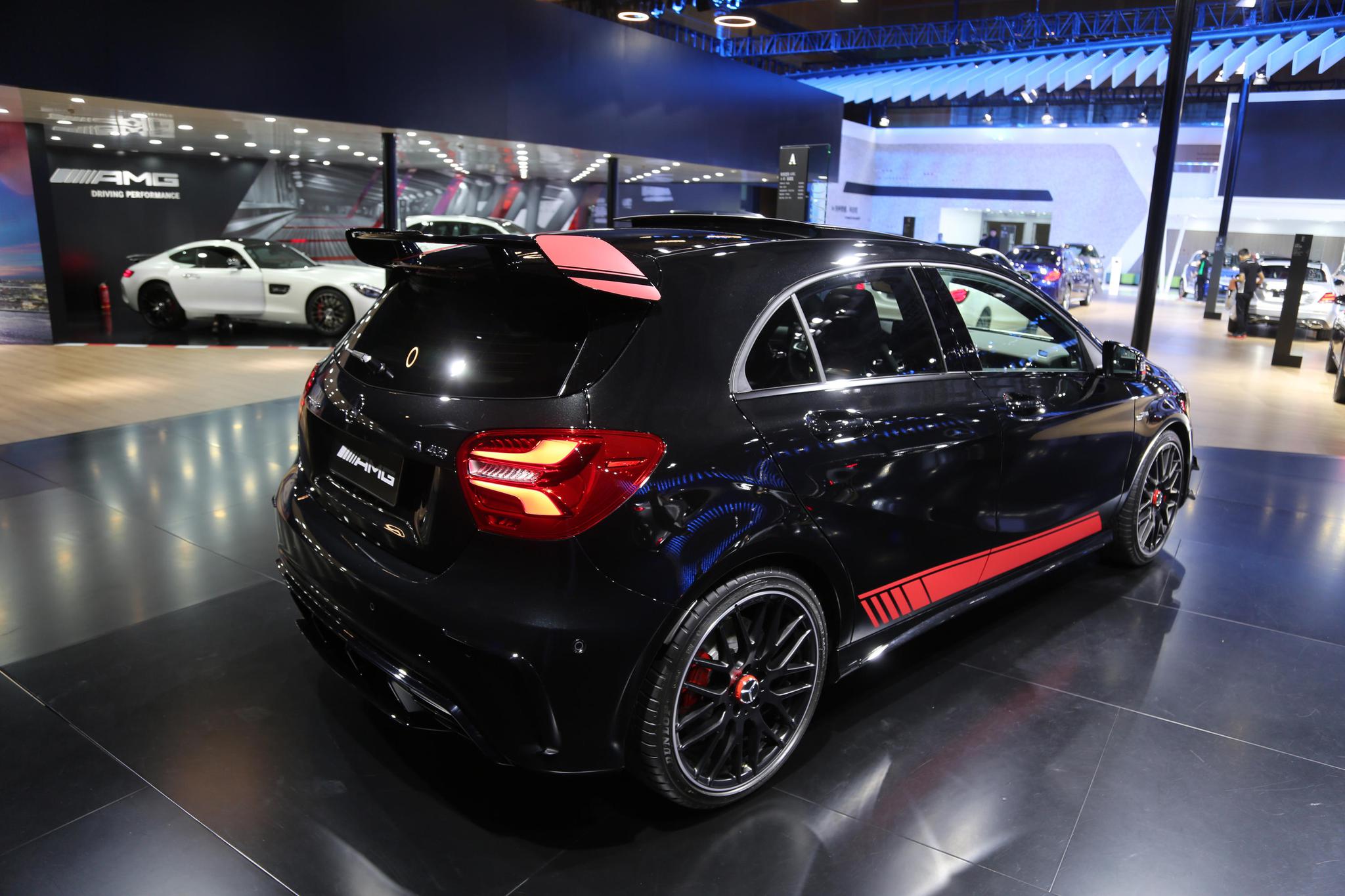 全国限量发售200台,梅赛德斯-amg a 45 4matic臻藏版车展实拍