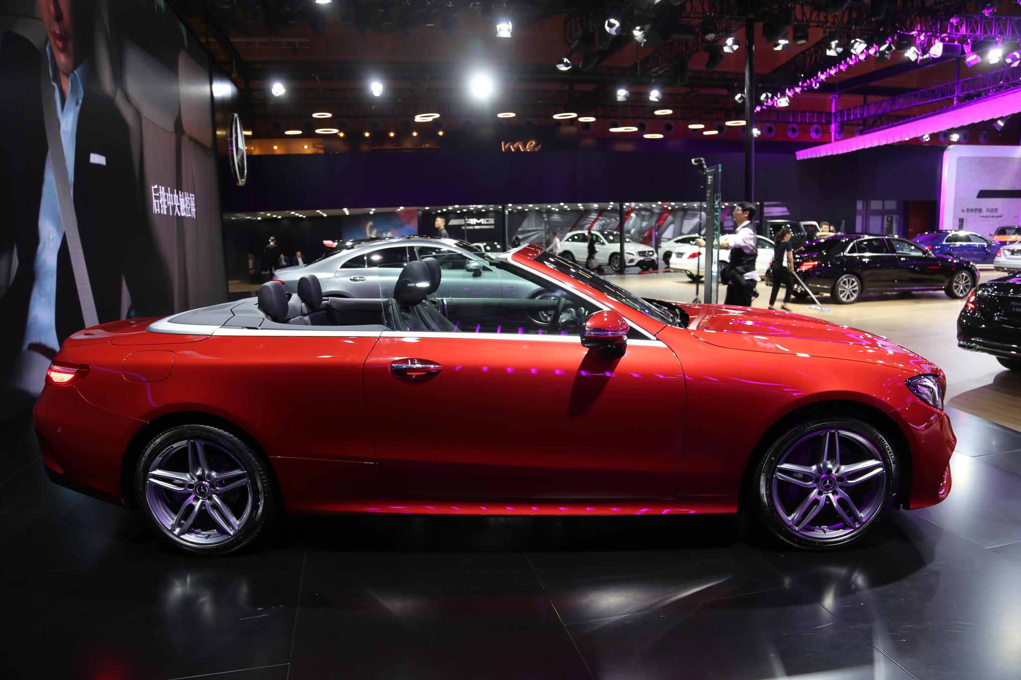 风情万种驭享随心全新梅赛德斯奔驰e级敞篷轿跑车车展实拍