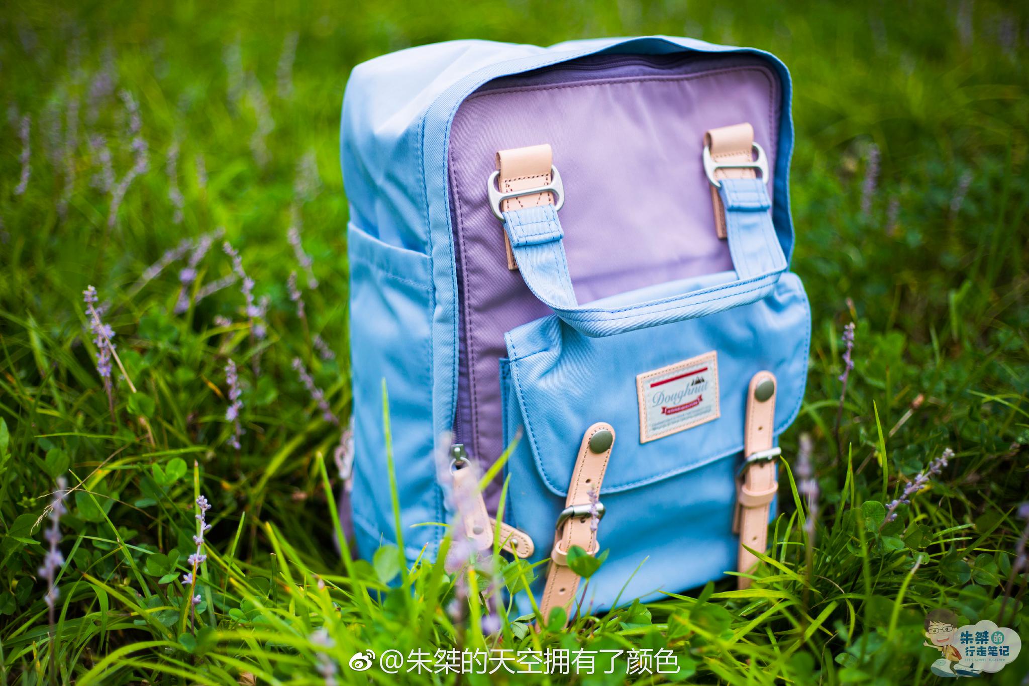 doughnut甜甜圈双肩背包,时下非常流行,这款甜甜圈背包迎合了所有女孩