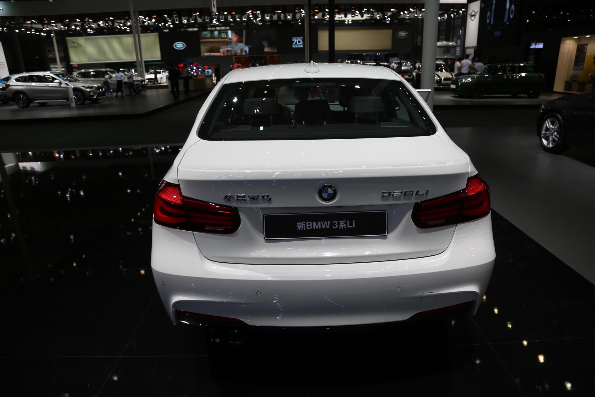 新宝马bmw 3系li,35万级别高端四门轿车,车展实拍!