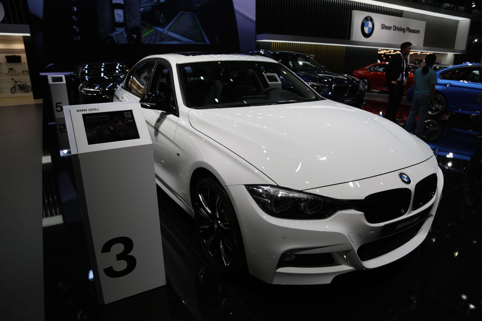 新宝马bmw 3系li,35万级别高端四门轿车,车展实拍!