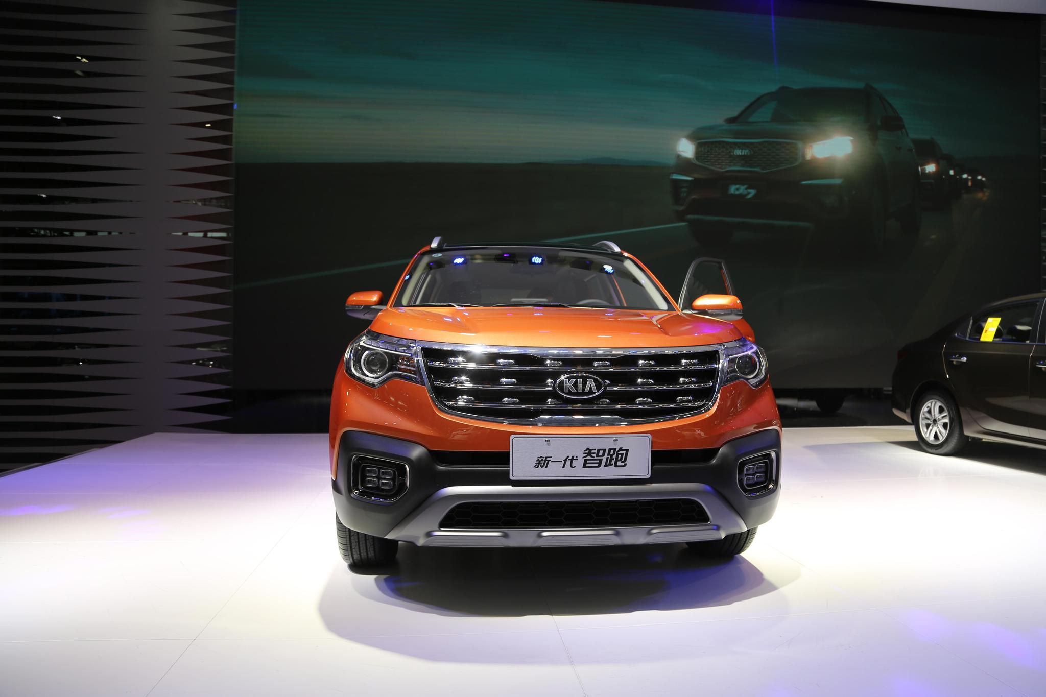 东风悦达起亚-新一代智跑,12万级别紧凑型suv,车展实拍!