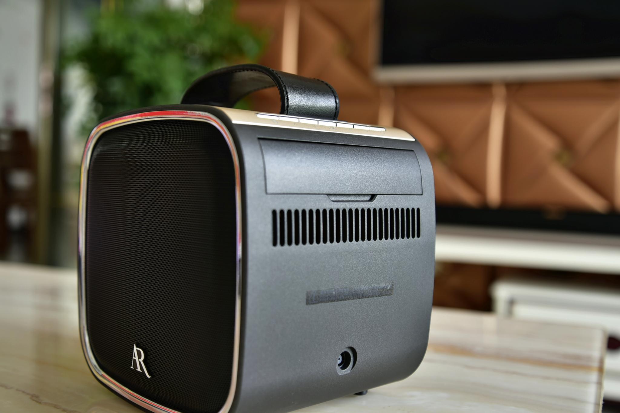 能去公园看球的1080p投影 酷乐视r4风尚版体验