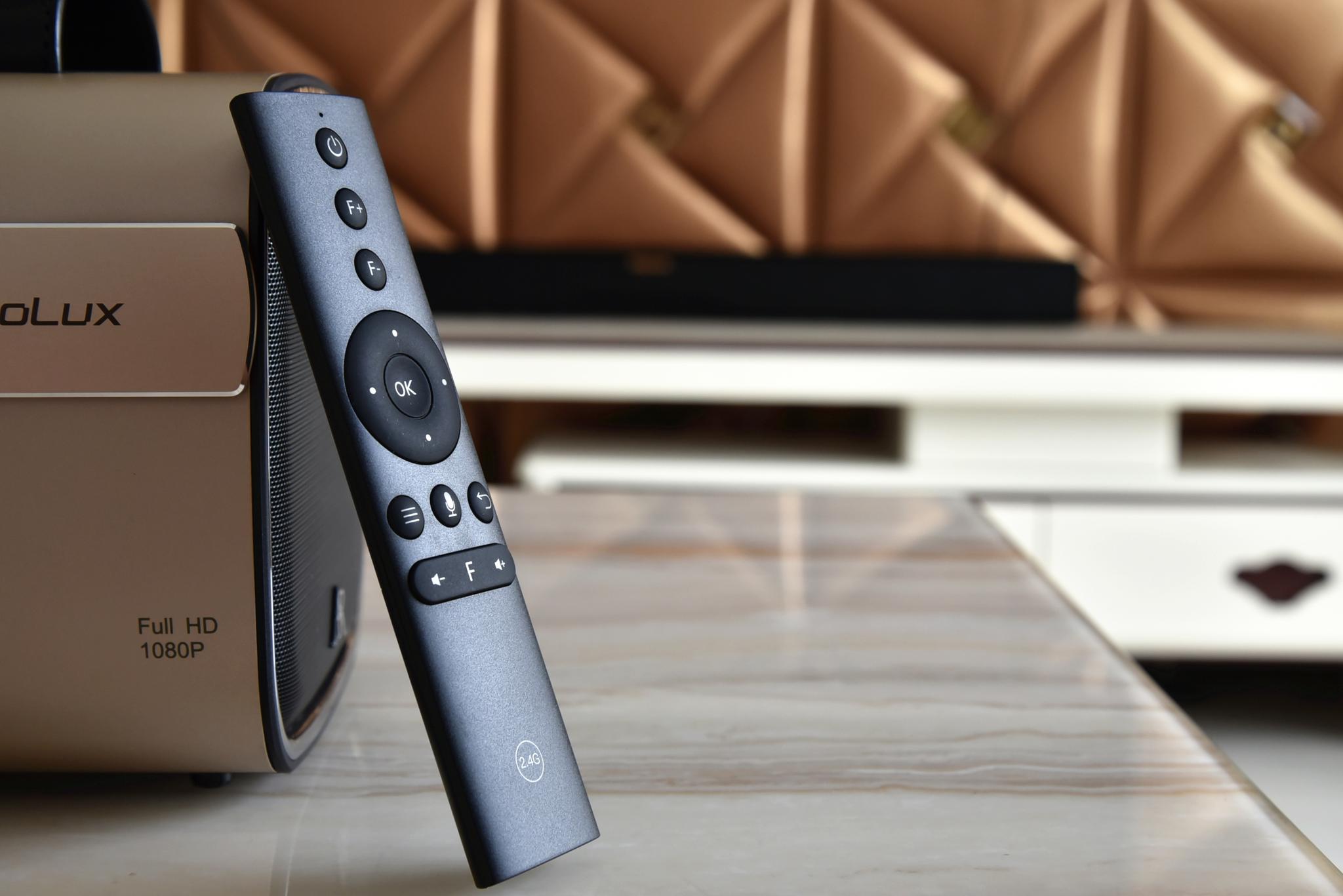 能去公园看球的1080p投影 酷乐视r4风尚版体验