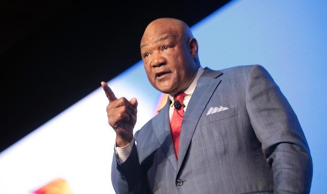 前重量级拳王福尔曼: 如果约书亚没有击倒对手, 那也算不上胜利