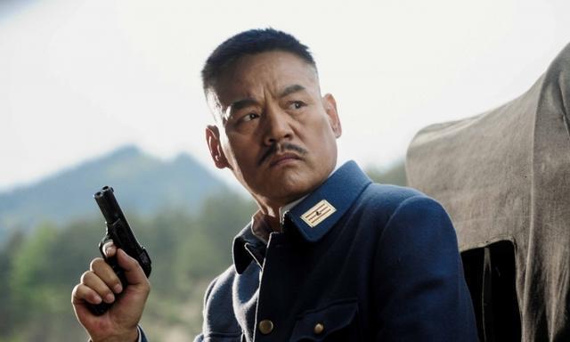 中国欠他一个视帝, 曾穷到只有6百块钱, 如今儿子比爸爸厉害