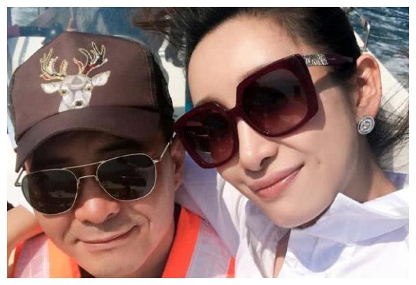曾捧红前夫却遭抛弃,今他二婚美妻生娃|唐静|王新军|前夫_新浪新闻