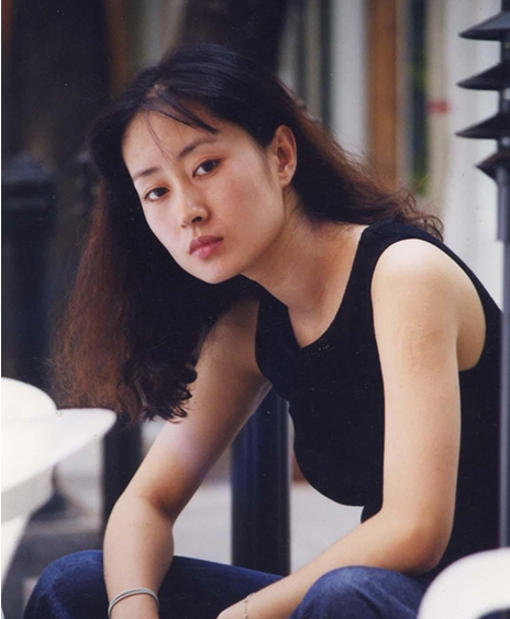 16岁合作六小龄童当红时嫁富商凄惨离婚39岁合作胡歌再次爆红