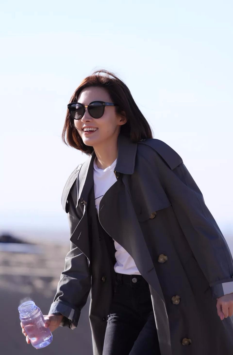 郑罗茜有种大气的美,喜欢这样的女星嘛?