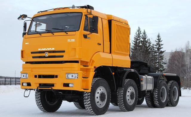 俄罗斯怪兽 卡玛斯kamaz65228 8x8大件牵引车-新浪汽车