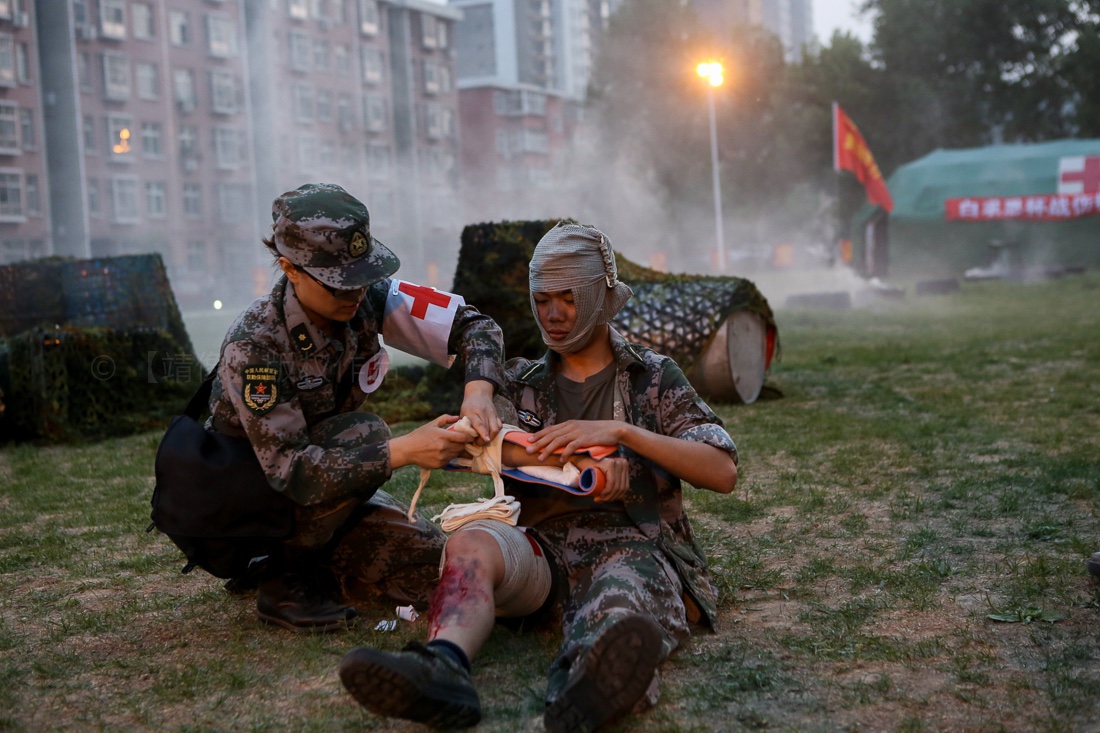超燃!护士上"前线" ,战救比武堪比《红海行动》