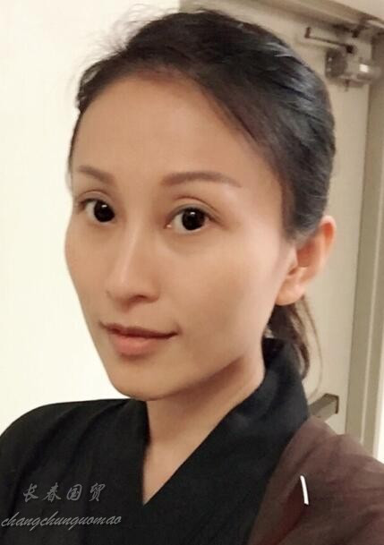 杨子的42岁前妻素颜近照定居国外与世无争