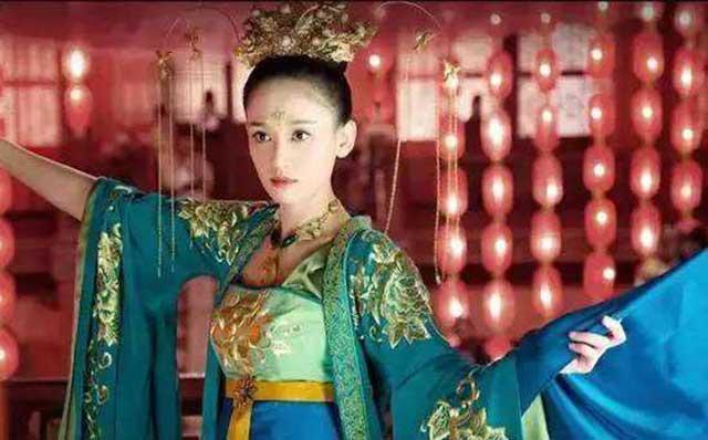 礼仪文化：浅谈“梳篦”，古代女子为什么要将梳子插在头上？|梳篦|梳子|插梳_新浪新闻