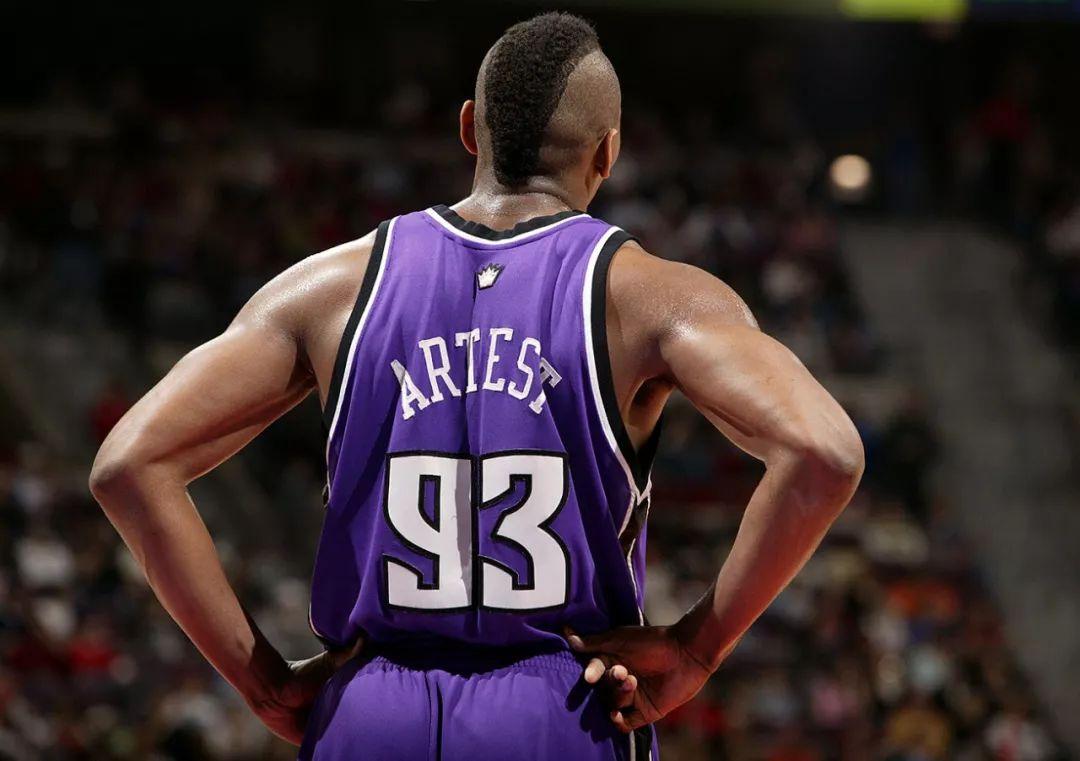 平心而论,罗恩阿泰斯特是个什么水平的球员?