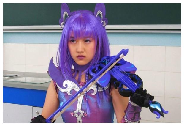 巴拉小魔仙:严莉莉的五种外形,第一种令人惊叹,最后一种让人心